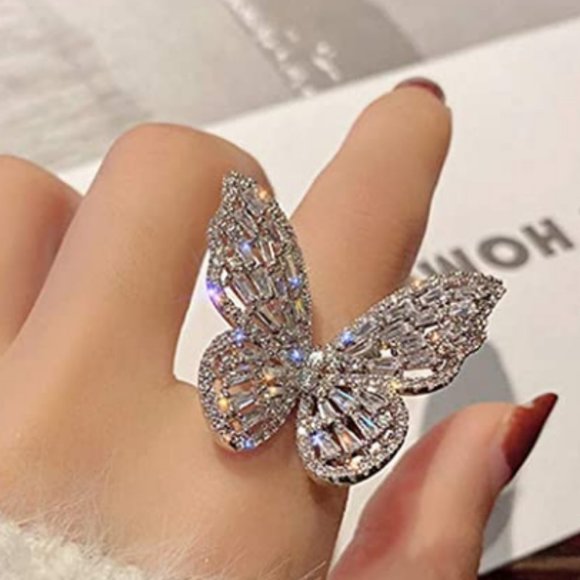 Jewelry - 18K White Gold CZ Diamond Butterfly Adjustable Ring